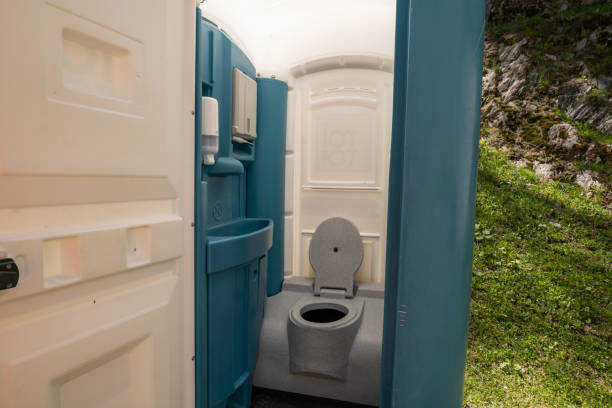 Best Portable Restrooms for Agricultural Sites in Red Bud, IL